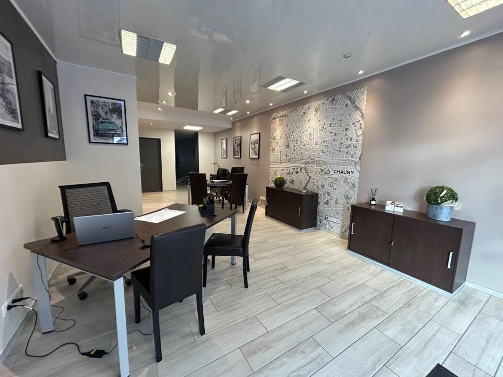 Local hyper centre à Soissons - Photo 1