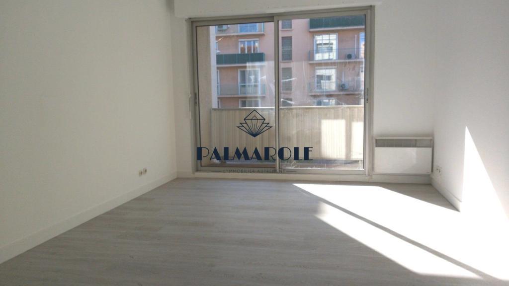 LOCATION APPARTEMENT T2 • PERPIGNAN à Perpignan - Photo 1
