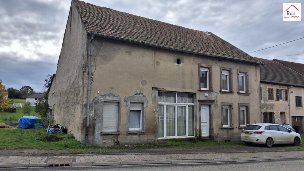 Grande surface à Sarreguemines - Photo 1