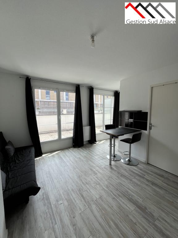 STUDIO MEUBLÉ à Mulhouse - Photo 1