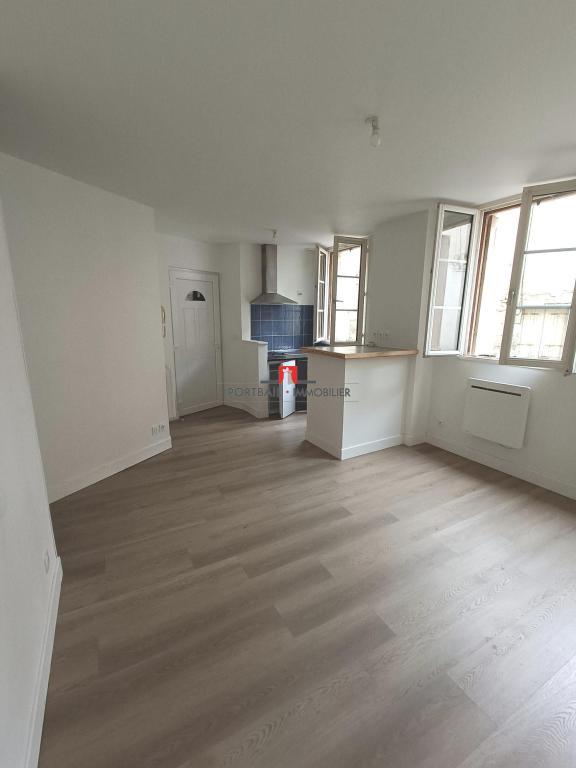 STUDIO PLEIN PIED à Saint-Médard-en-Jalles - Photo 1