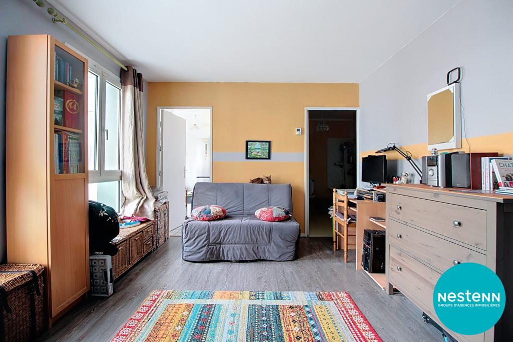 STUDIO RUEIL-MALMAISON, IDEAL INVESTISSEMENT LOCATIF, 5 MIN … à Rueil-Malmaison - Photo 1