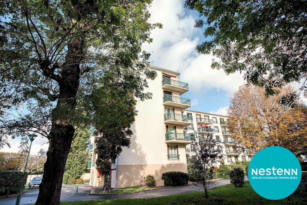 APPARTEMENT RUEIL-MALMAISON BORD DE SEINE 3 PIECES 2 … à Rueil-Malmaison - Photo 1