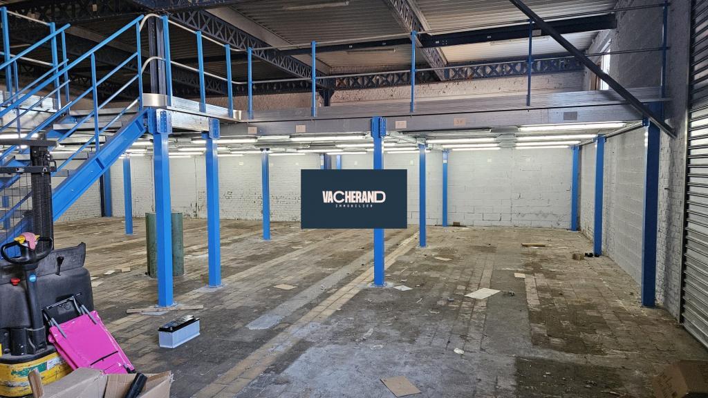 ENTREPÔT - 870 M² à Tourcoing - Photo 1