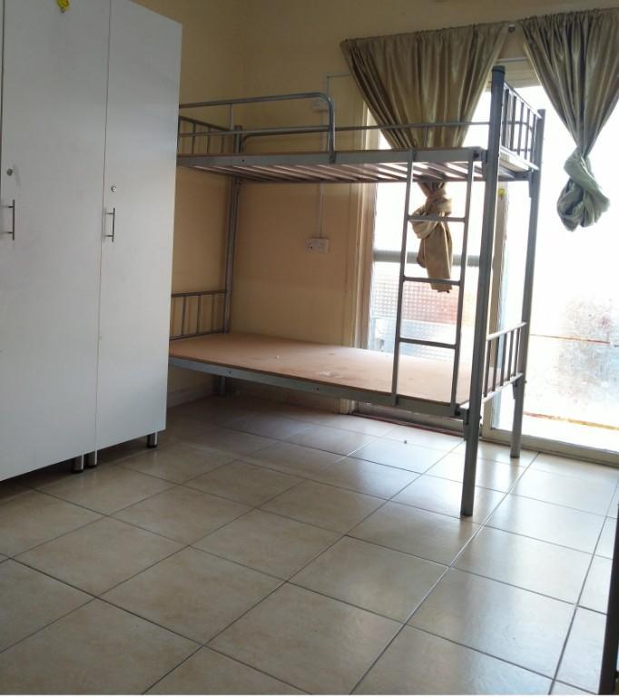 AVAILABLE LADIES BED SPACE/ FAMILY ROOM in United Arab Emirates - Image 4