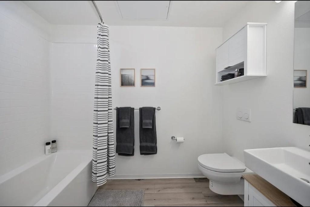 Apartment For Rent in United States - Image 4