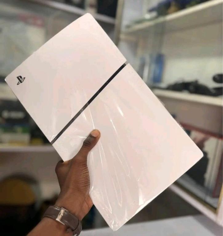 Console Sony PS5 à Abidjan - Photo 2