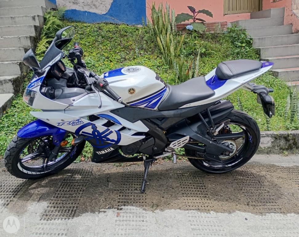 Motocicleta Yamaha YZF R15 v2 2014 en Manizales - Imagen 8