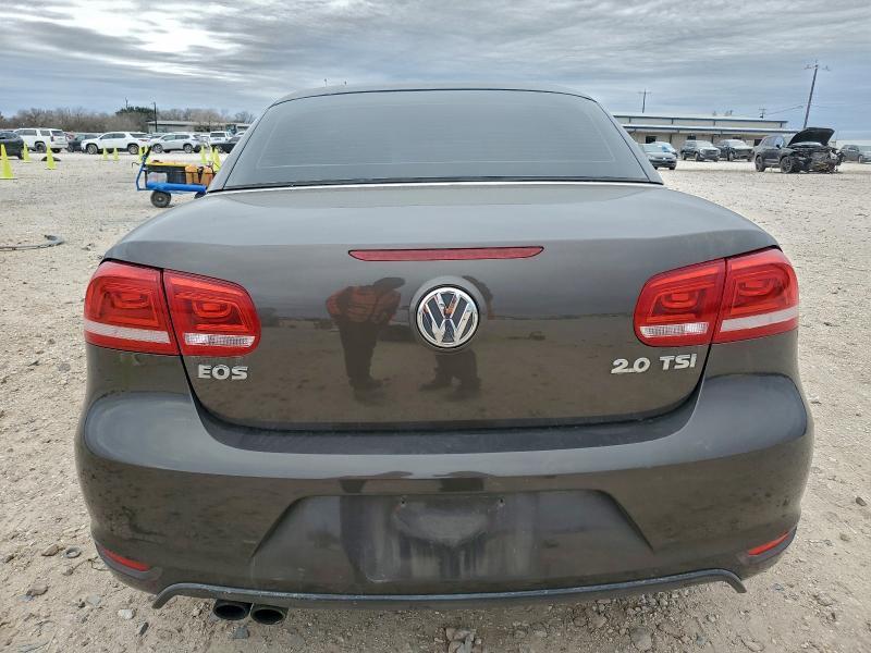 S10S7S26 2012 VOLKSWAGEN EOS KOMFORT PREMIUM R-LINE in Nigeria - Image 5