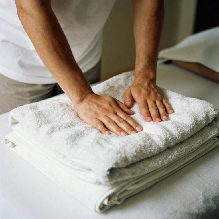 TERAPIAS LAS CONDES MASAJES DESCONTRACTURANTES REIKI SACAMOSTRES en Santiago de Chile - Imagen 9