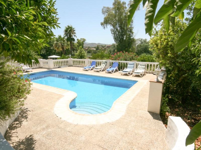 PRECIOSA CASA DE CAMPO ESTILO RUSTICO en Alhaurín el Grande - Imagen 1