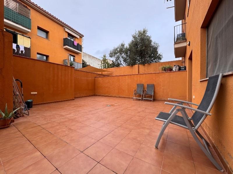 BAIX EMPORDÀ, PALAFRUGELL, PISO DE PLANTA BAJA CON PATIO en Palafrugell - Imagen 1