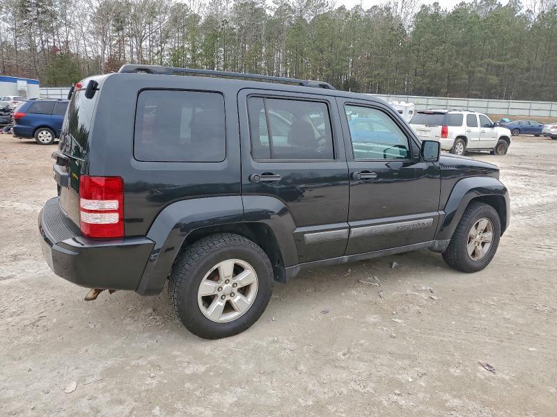 S101026 2012 JEEP LIBERTY SPORT in Nigeria - Image 3