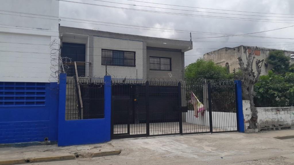 Galpon con edificio en Puerto Cabello - Imagen 12
