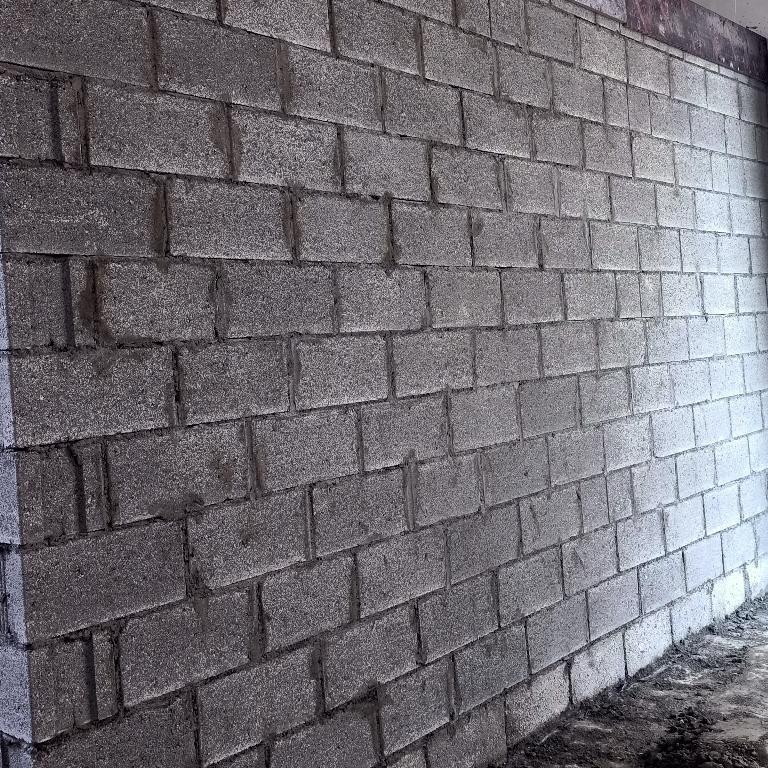 Building Mentenenc in United Arab Emirates - Image 5