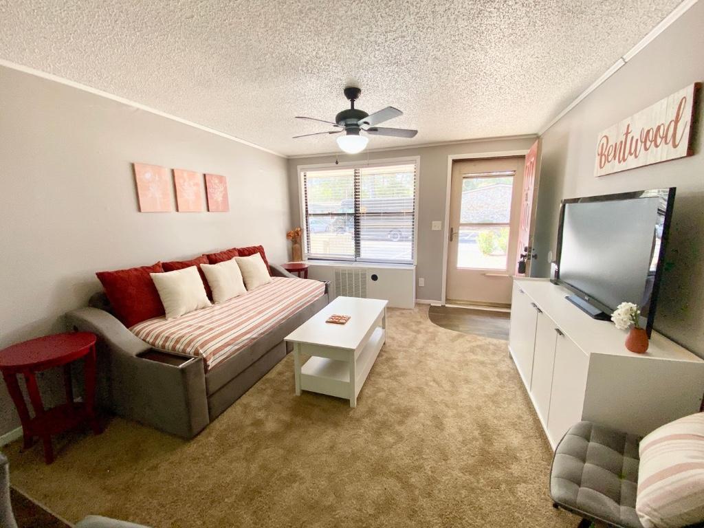 1 Bed 1 Bath Available For Rent in Gainesville - Image 6