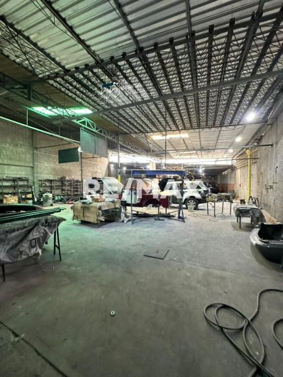 Galpón Sector Veritas, Remax Millenium en Venezuela - Imagen 5