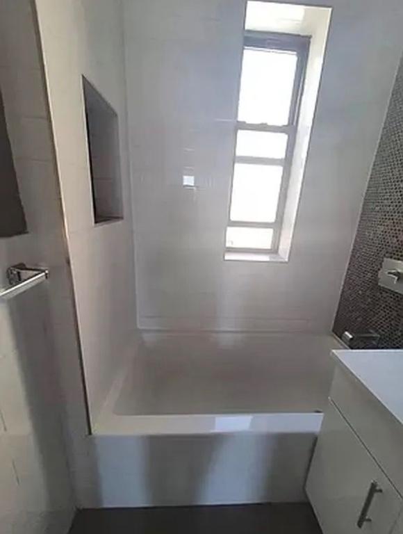 Available Now Spacious 2 Beds / 1 Bath Apartment for Rent in Brooklyn - Image 8