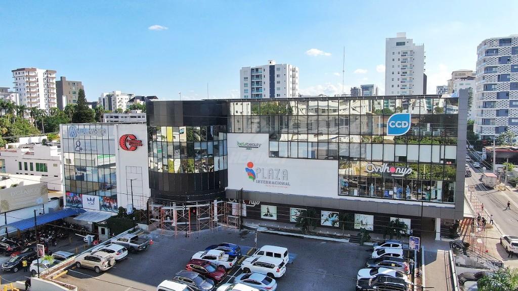LOCAL COMERCIAL PLAZA INTERNACIONAL 140 MTS2 PRIMER PISO en Licey al Medio - Imagen 5