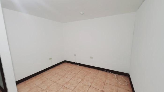 A LAS HOJARASCAS APARTAMENTO DE 2 HAB EN RENTA ENTRADA en Guatemala - Imagen 6