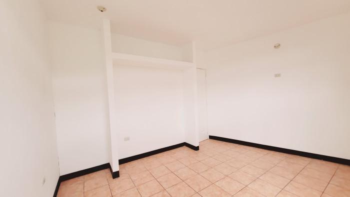 A LAS HOJARASCAS APARTAMENTO DE 2 HAB EN RENTA ENTRADA en Guatemala - Imagen 2