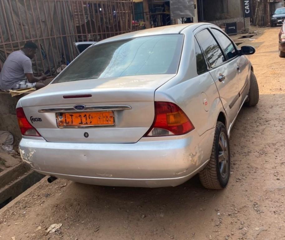 FORD FOCUS BERLINE au Cameroun - Photo 7