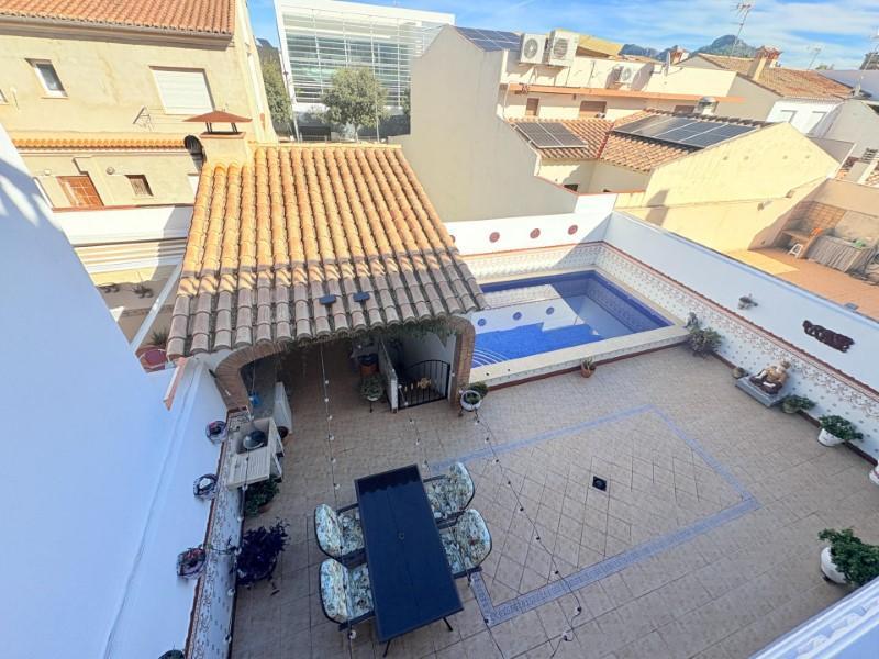 PRECIOSA CASA CON PISCINA EN CANALS en Ontinyent - Imagen 1