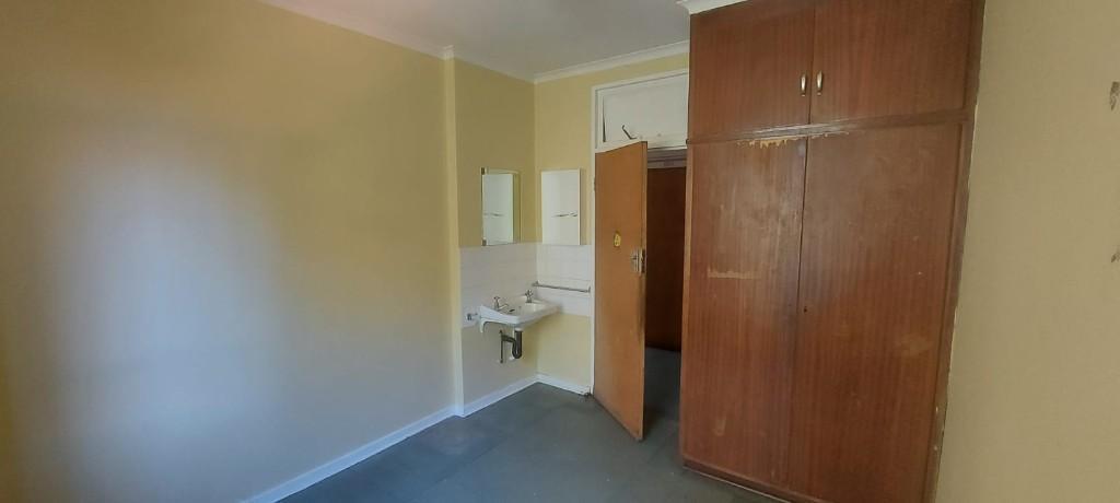 Rooms to Rent Observatory From R2000 pm Safe & Convenient in Randburg - Image 2
