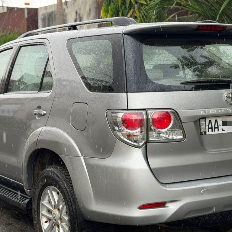 Toyota Fortuner EX.R en vente à Abidjan - Photo 4
