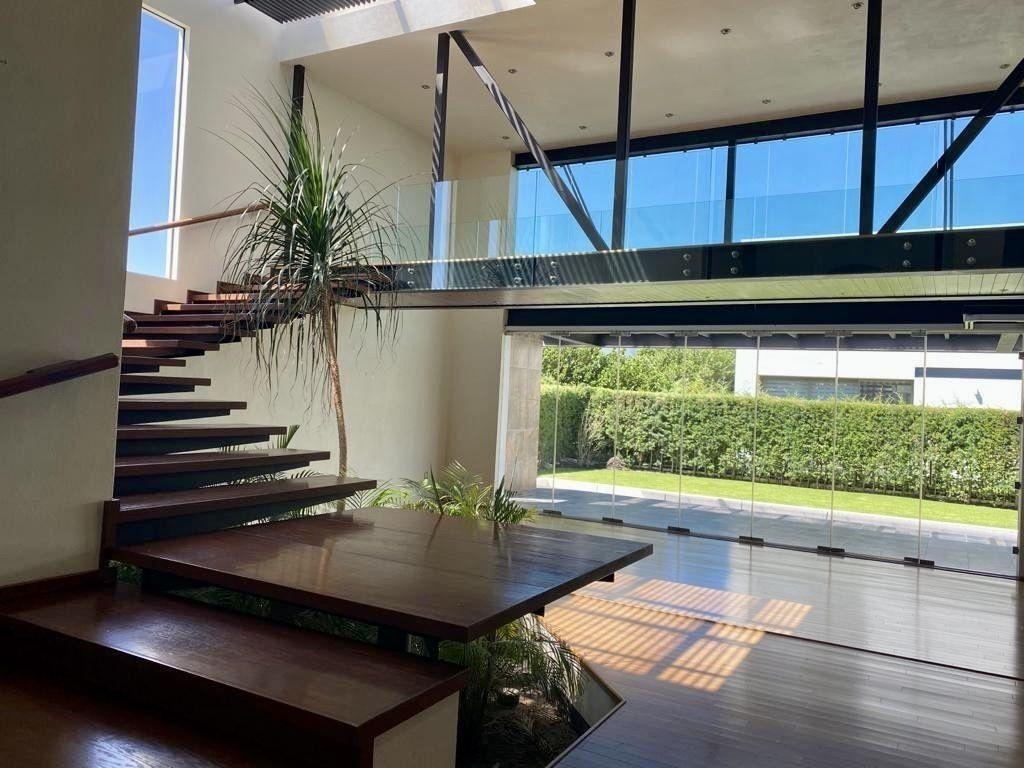 CASA EN RENTA EN EL CAMPANARIO en San Juan del Río - Imagen 1