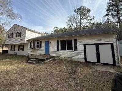 Coachpoint Rd in Hampton - Image 1