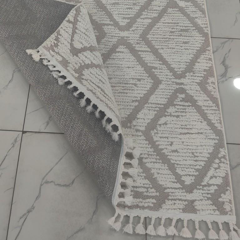 Modern Grey & White Diamond Pattern Area Rug (160x230) – Istanbu in Pretoria - Image 5