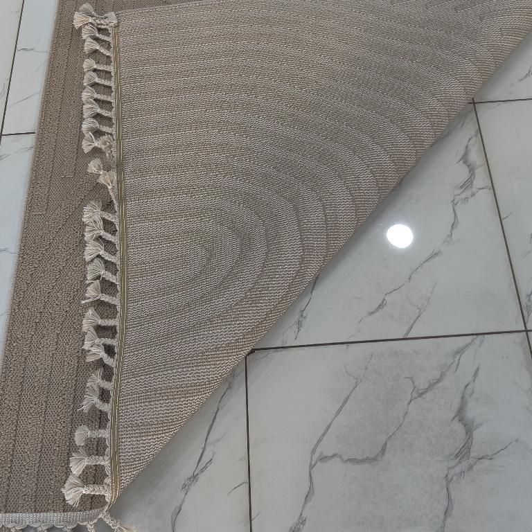 Modern Grey & White Diamond Pattern Rug (160x230) – Istanbul Rug in Pretoria - Image 3