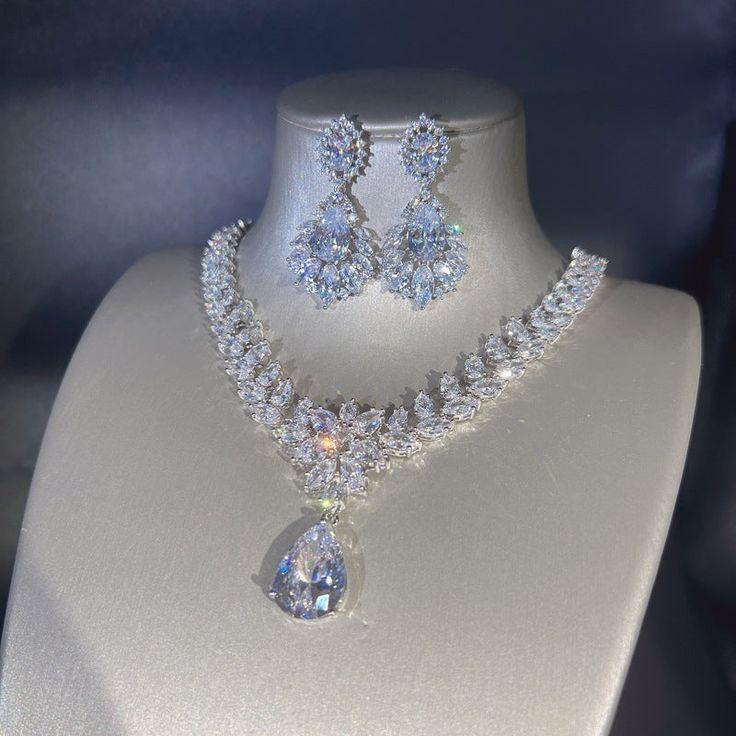 JEWELRIES MODELLING/PICS WITH OUR PRODUCT in Burbank - Image 2