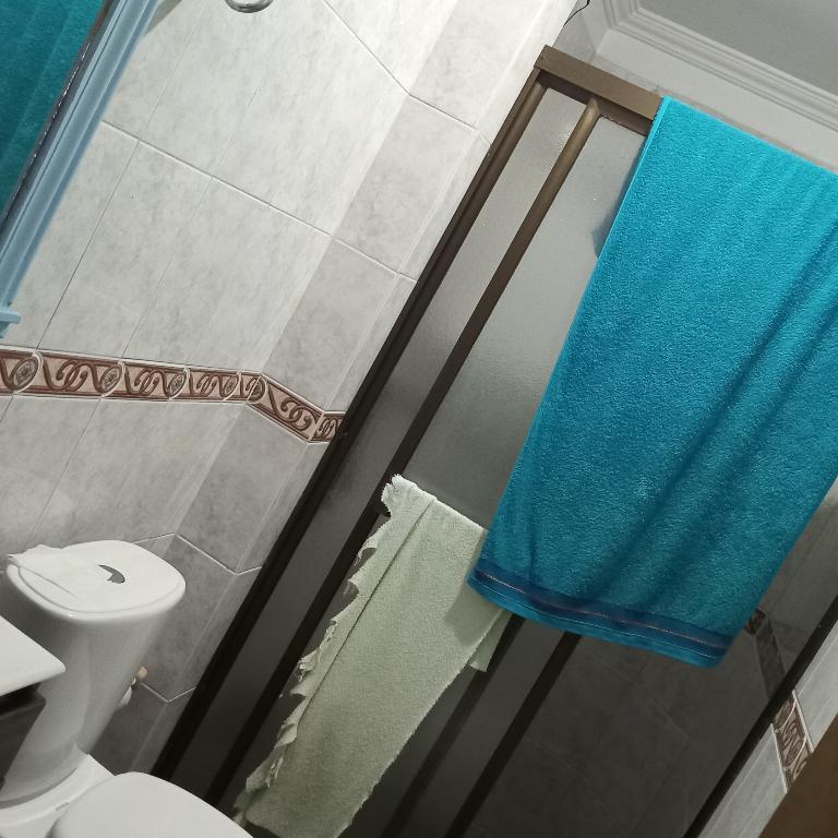 Casa primer piso amoblada en Medellín - Imagen 6