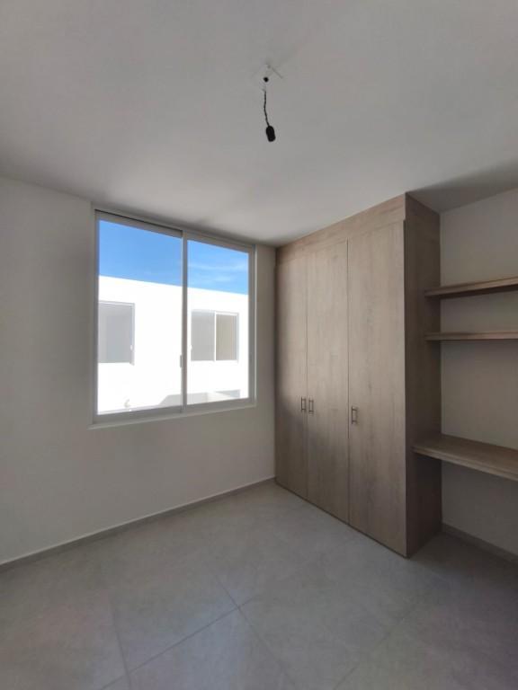 CASA AMPLIA Y NUEVA EN RENTA – RESIDENCIAL LOS ZARZALES en Jesús María - Imagen 1