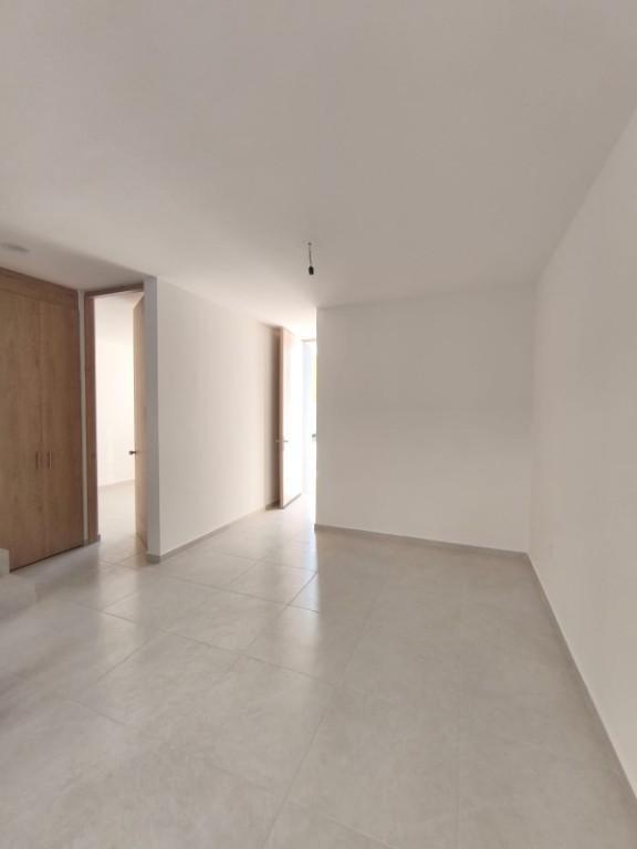 CASA AMPLIA Y NUEVA EN RENTA – RESIDENCIAL LOS ZARZALES en Jesús María - Imagen 4