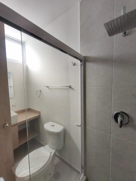 CASA AMPLIA Y NUEVA EN RENTA – RESIDENCIAL LOS ZARZALES en Jesús María - Imagen 9