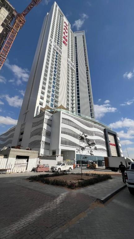One Bedroom Apartment For Rent in Dubai - Image 1
