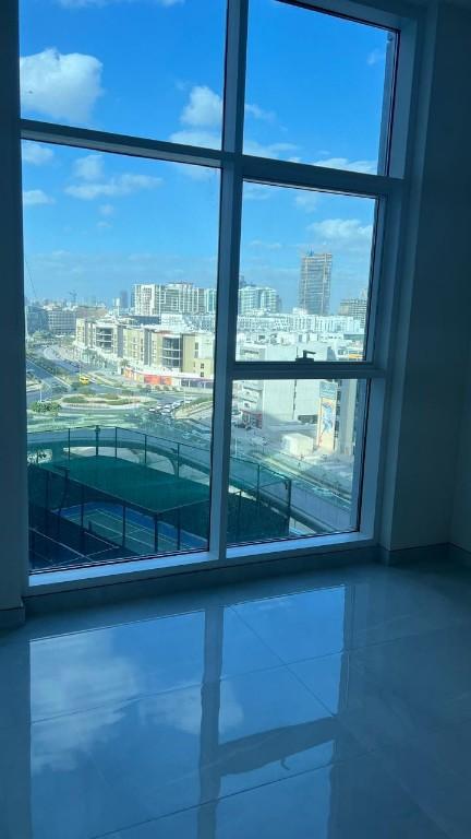 One Bedroom Apartment For Rent in Dubai - Image 2