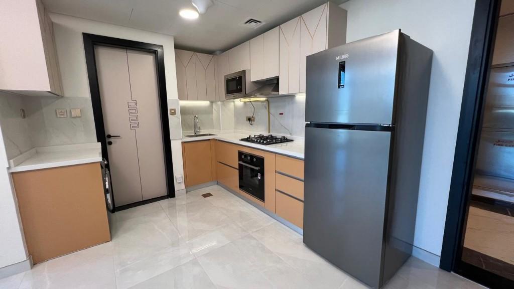 One Bedroom Apartment For Rent in Dubai - Image 7