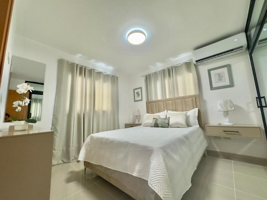 APARTAMENTO EN VENTA CON PISCINA, SANTIAGO. en Santiago - Imagen 8