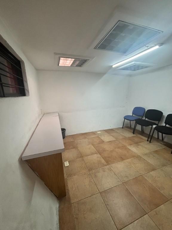 OFICINA SEMI AMUEBLADA EN RENTA, ¡EXCELENTE UBICACIÓN! en Colonia Roma - Imagen 2