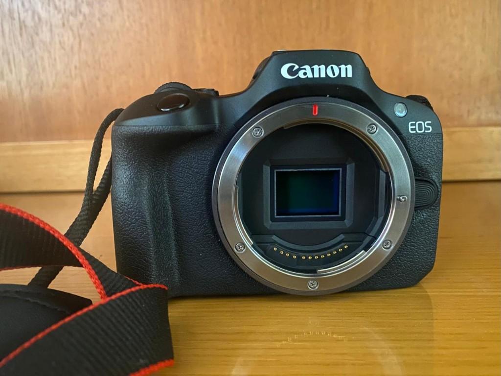 Camara Canon EOS R100 en Quito - Imagen 2
