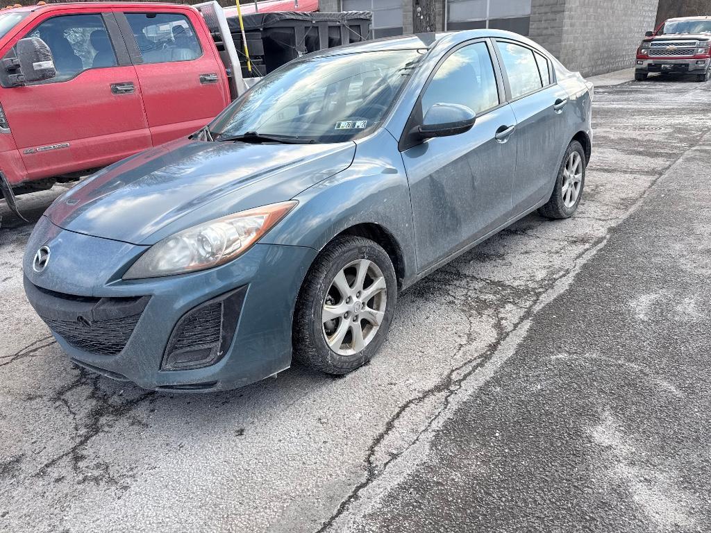 2011 Mazda 5speed in Pittsburgh - Image 2