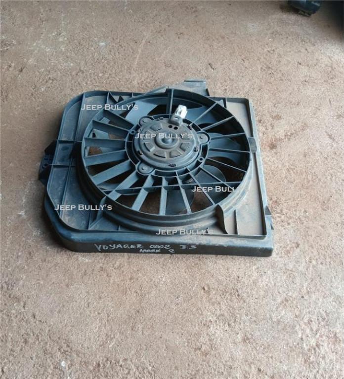 Used Chrysler Grand Voyager Radiator Fan In Stock in Kempton Park - Image 1