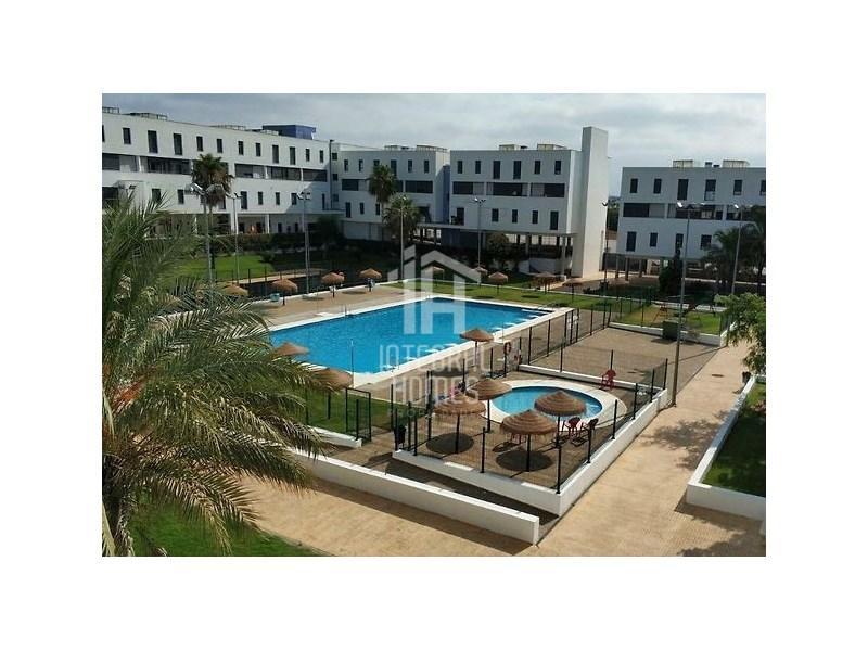 OPORTUNIDAD ÚNICA AMPLIO APARTAMENTO CON EXCELENTES ZONAS … en Ayamonte - Imagen 1