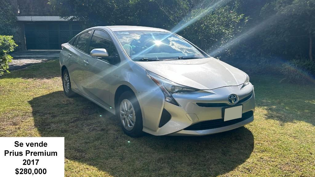 Se vende Prius Premium en Cuajimalpa de Morelos - Imagen 2