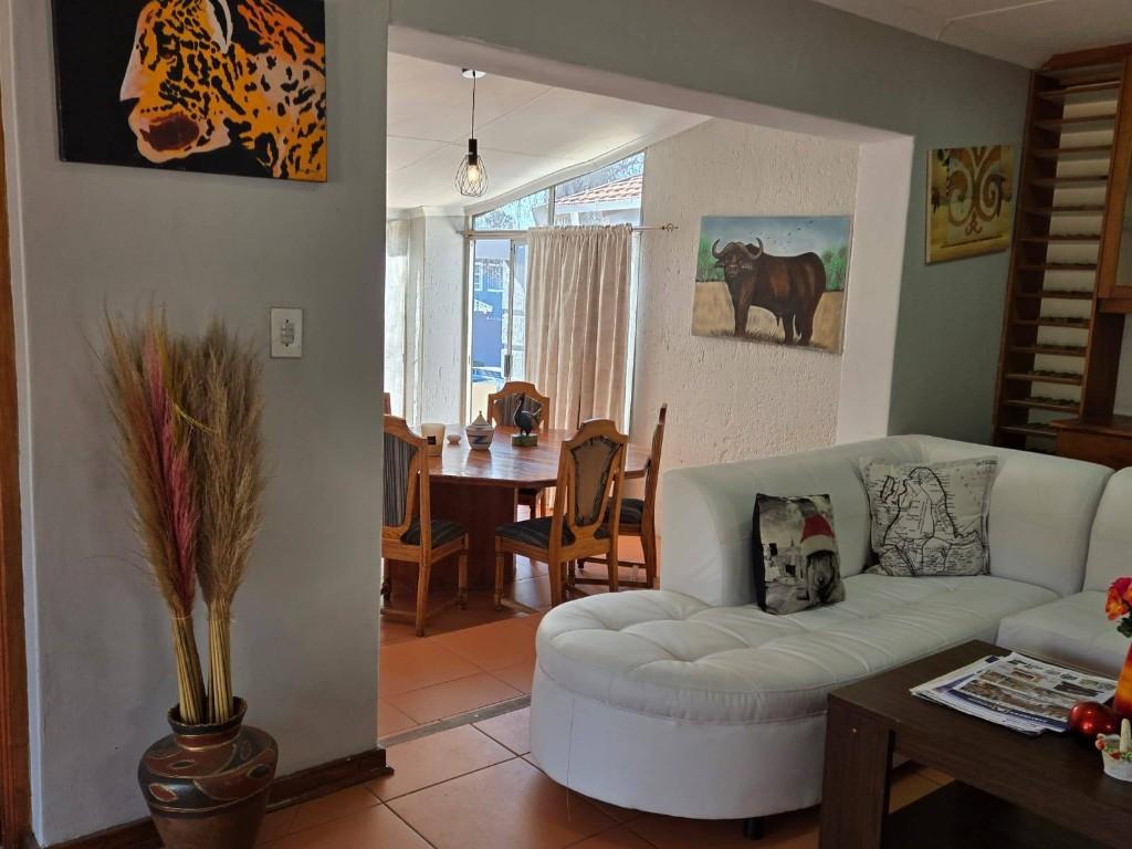 CHEAP HOURLY ACCOMMODATION IN ROODEPOORT in South Africa - Image 6