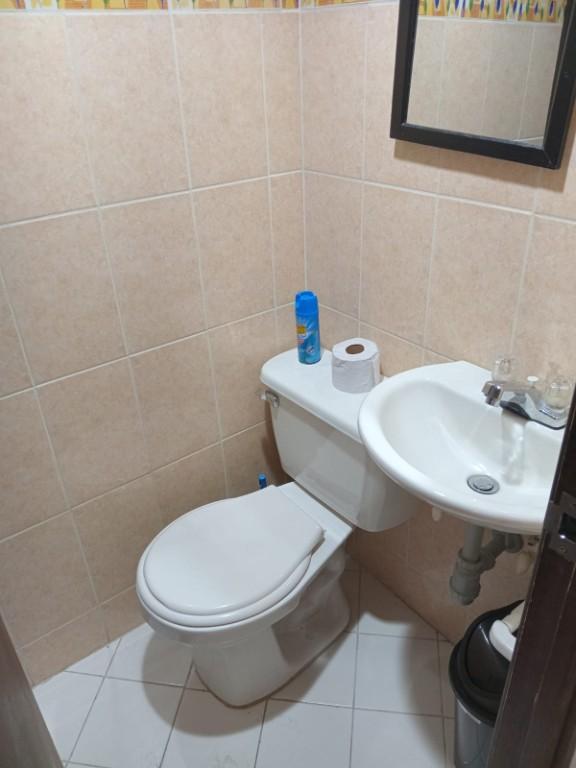 VENDO AMPLIO Y COMODO APARTAMENTO EN BOSTON en Sabaneta - Imagen 9